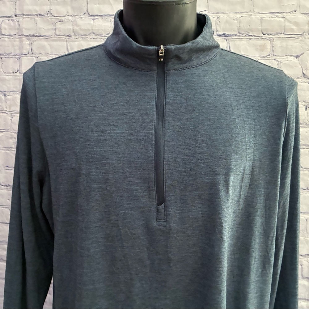 TRAVIS MATHEW mens size XXL HEATER  1/4 zip